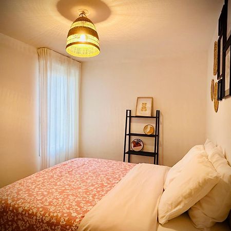 Apartment 40M2-Air Conditioning-Elevator-Underground Parking-Self Checkin! Appart Climatise 40M2-Ascenseur-Parking Souterrain -Arrivee Autonome Avignon Luaran gambar